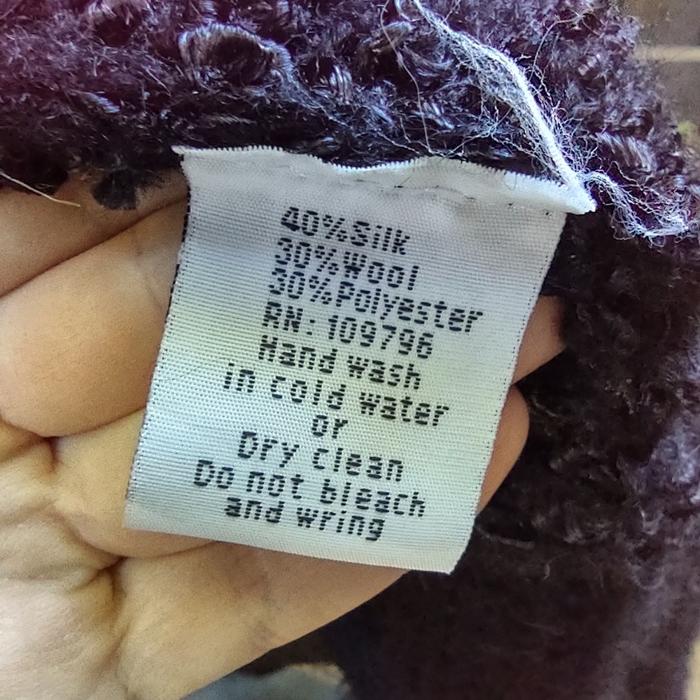 Elegant Black Ruffled Women's Sweater Duster - Picture 11 of 15